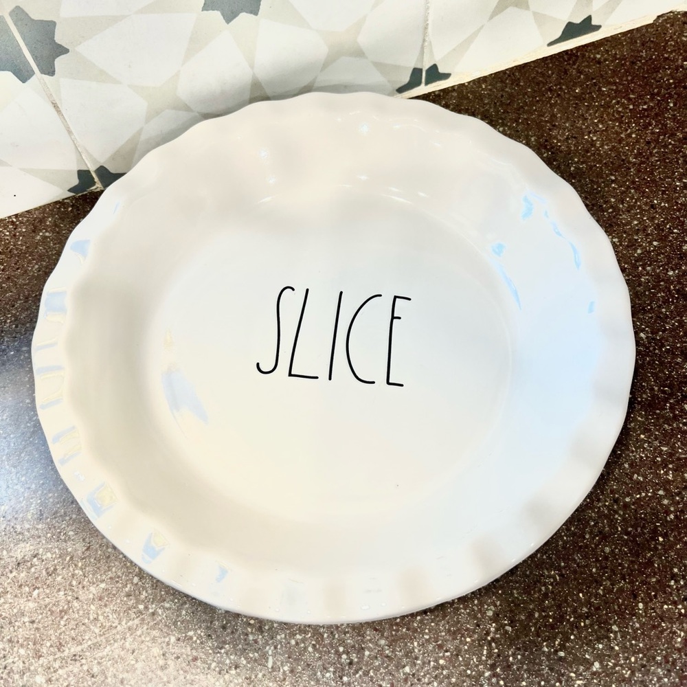 Rae Dunn by Magenta SLICE Pie Plate